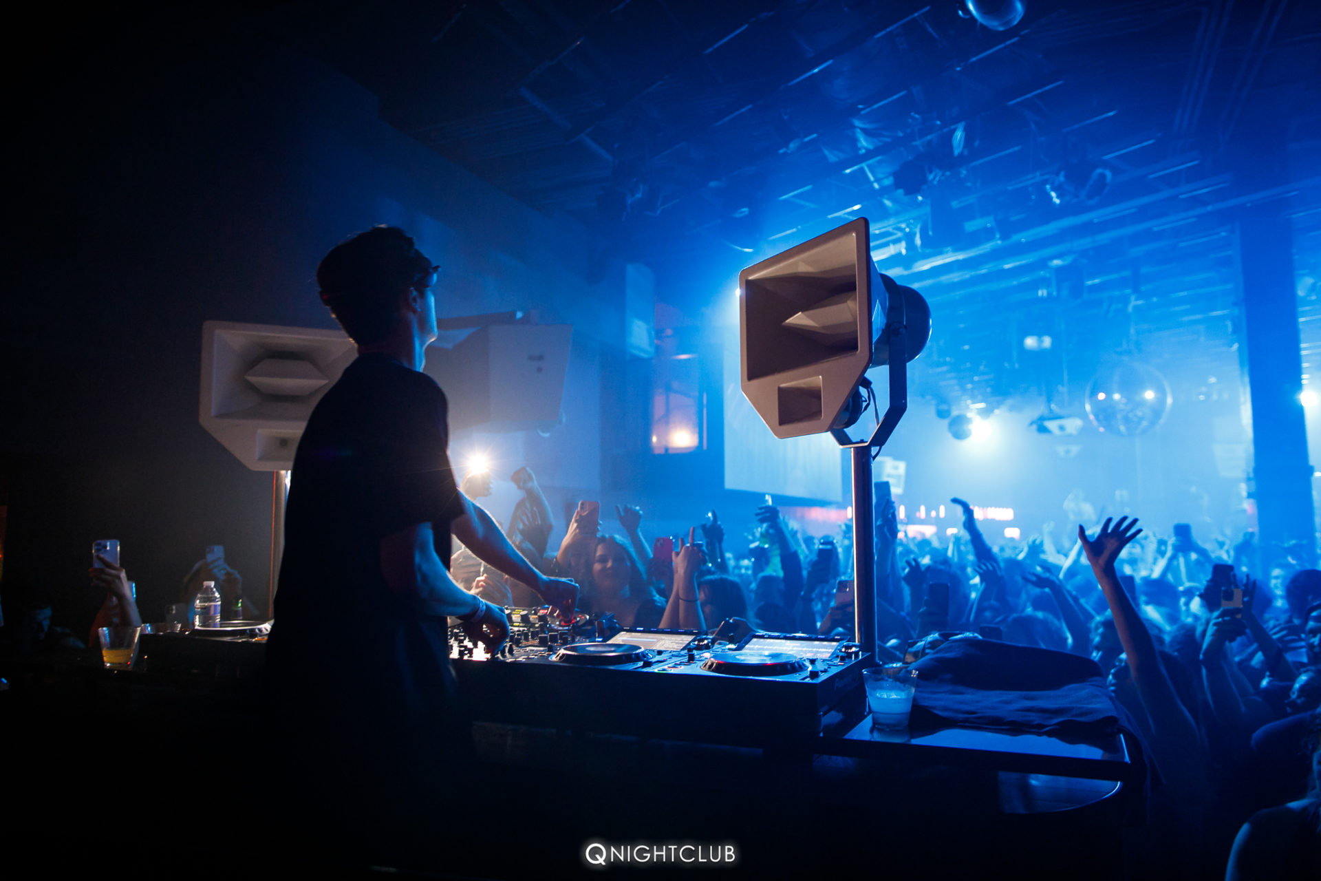 Mau P in concert